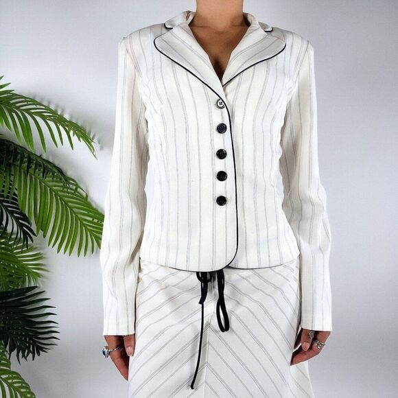 Vintage Y2K Office Siren White Striped Preppy Grunge Blazer & Skirt Suit / 3/4 - Picture 4 of 9